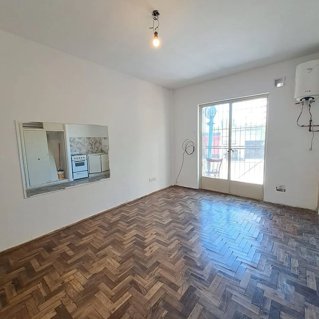 VENTA DEPARTAMENTO MONOAMBIENTE EN FLORESTA